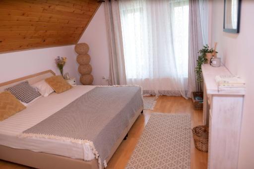 Marie Chalet - Housity