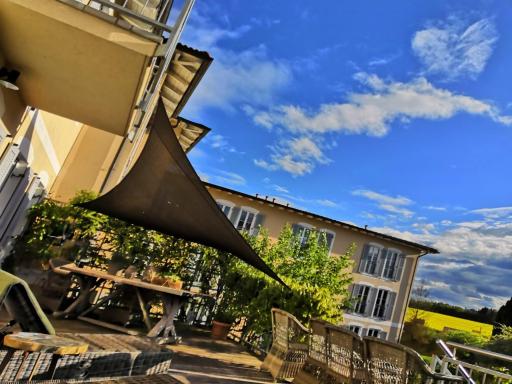 Ampervilla Hotel - Housity