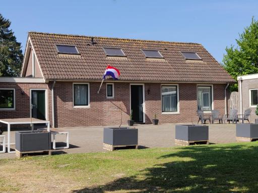 Vakantiehuis Achterhuis Ons Hoekje - Housity