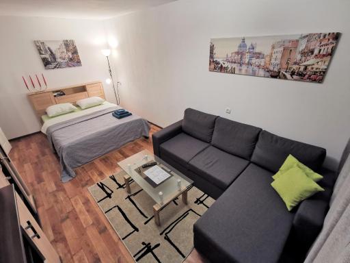 R&J Apartments Statybininku - Housity