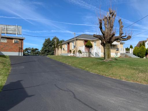 Budget Inn - Housity