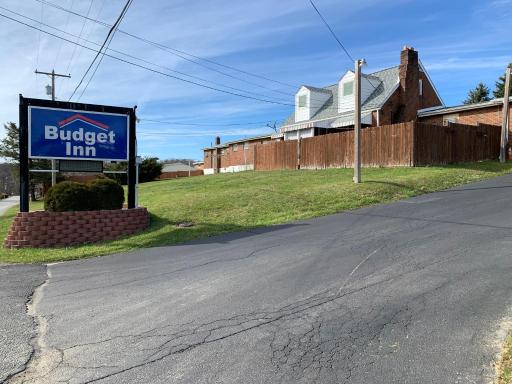 Budget Inn - Housity