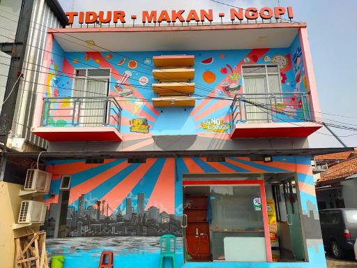 Budi House & Food Station - Hizvo