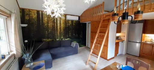 Comfortable Cottage at Scenic Lake - Housity