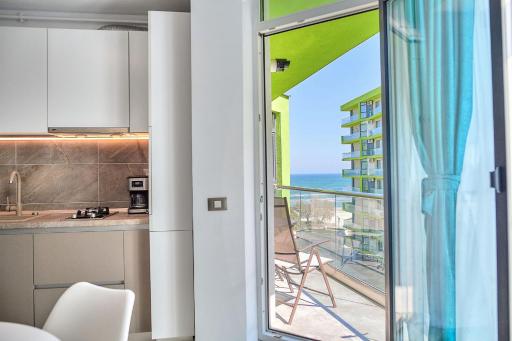 Sea Love apt SPA n Pools Beach Resort - Housity