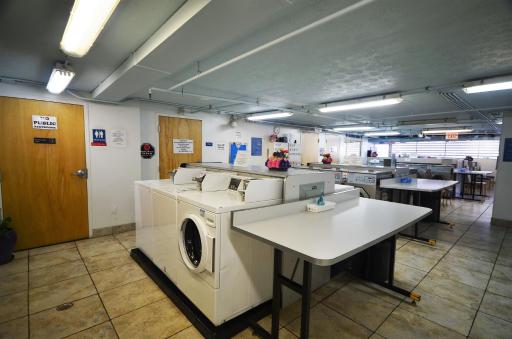 Newly Remodeled KV807 Waikiki Studio - Housity