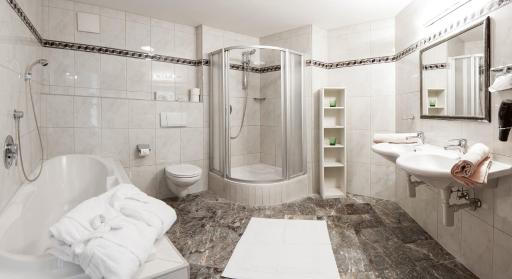 Landhotel Jäger TOP - Housity