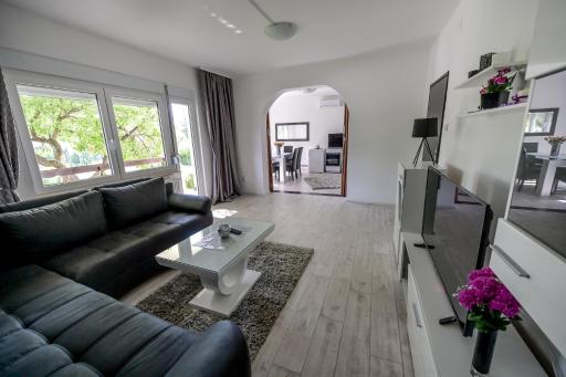 Apartman DORA - Housity