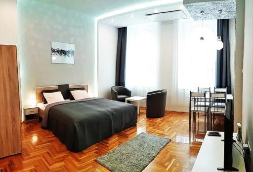 UNIQUE TOWN APARTMENT. CLEAR COMFORT. - Housity