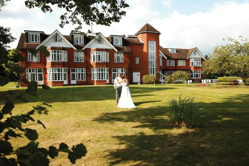 Grovefield House Hotel By Uno -FREE PARKING - Hizvo
