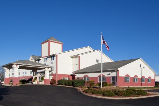 Holiday Inn Express Mt. Vernon, an IHG Hotel - Housity