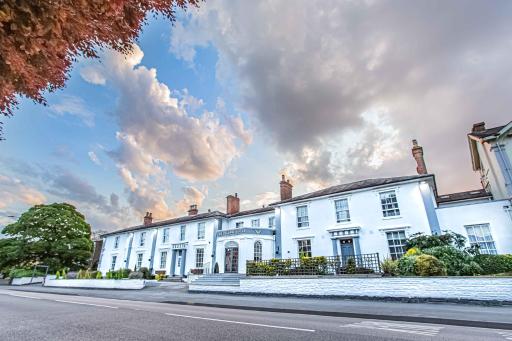 Grosvenor Hotel - Housity