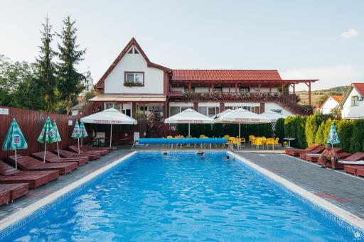 Pensiunea Nemes Panzio - Housity