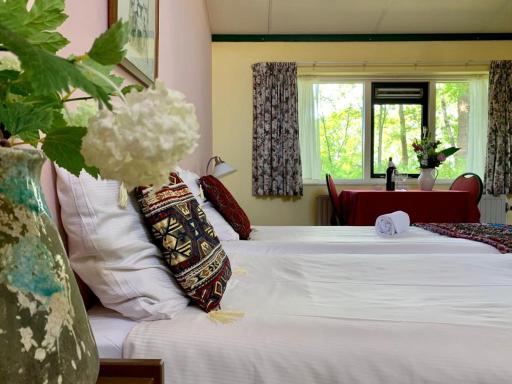 Hotel & Restaurant 'T Holt - Housity
