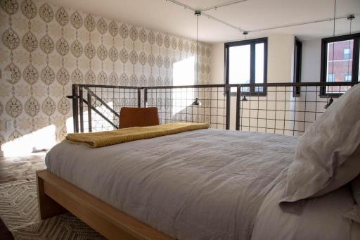 Congress Loft, Center City, Amazing Views - CONTACTLESS CHECK IN - Housity