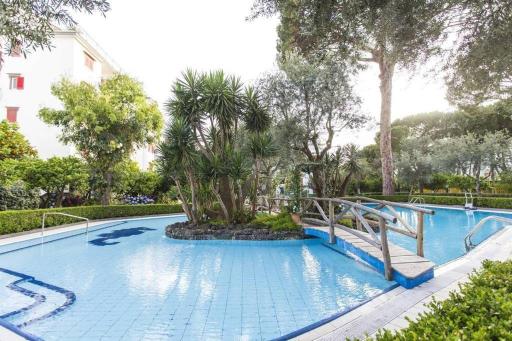 Virginia's Guest House - Housity