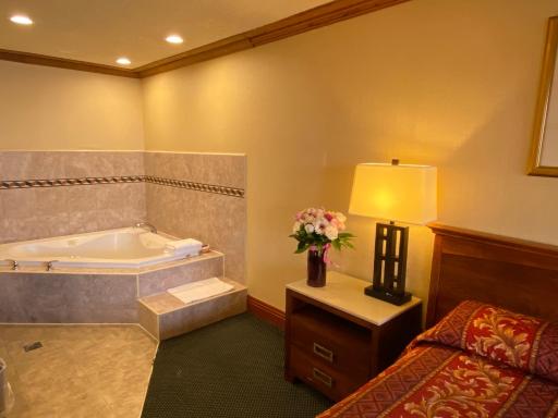 New Century Inn - Housity