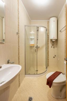 Apartments Flora - Housity