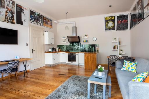 Movie Apartment Jeżyce - Housity