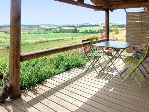 Chalet avec vue sur la montagne a Pauilhac + piscine partagee - Housity