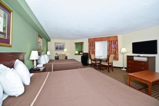 Howard Johnson by Wyndham Newark Airport - Housity