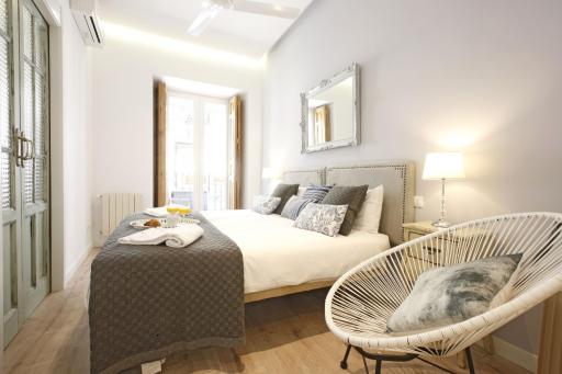 Reina Sofia Boutique I - Housity