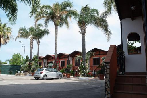 Hotel 2000 - Housity