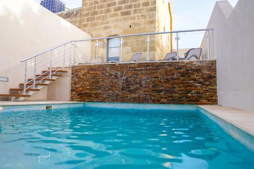 NarcisOne Holiday Home - Housity