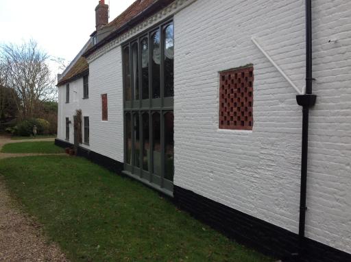 White House Farm - Housity