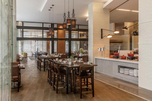 Hyatt Regency Houston Galleria - Housity
