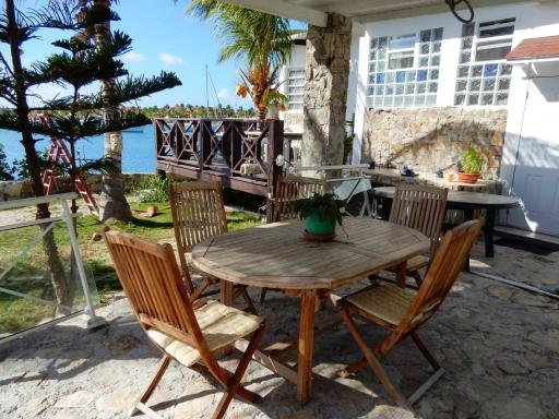 One bedroom house at Saint Martin 100 m away from the beach with sea view garden and wifi - Housity