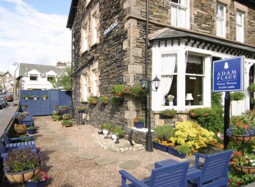 Adam Place Guest House - Housity