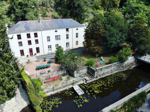 Moulin Pont Vieux Chambres d'hôtes - Housity