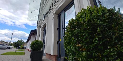 Hotel Meridian - Housity