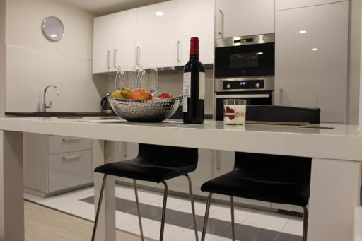 Family Paradise by the Sea - Housity