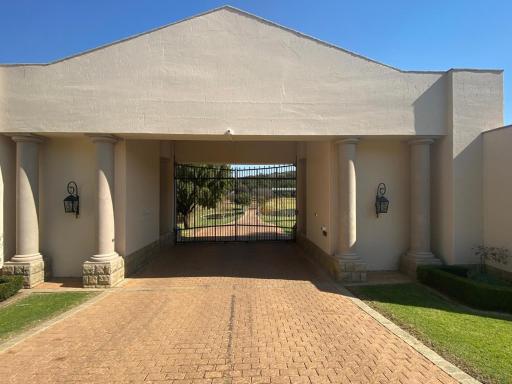 Tamryn Manor Guest House - Housity