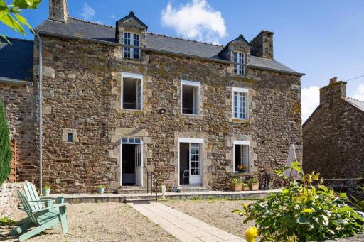 Maison de vacances en pierre entre terre et mer - Housity