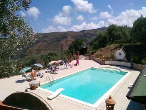 One bedroom appartement with sea view shared pool and furnished terrace at Reitano 5 km away from the beach - Housity