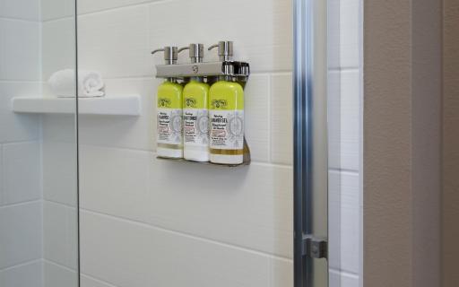 Holiday Inn Express & Suites Dallas Frisco NW Toyota Stdm, an IHG Hotel - Housity
