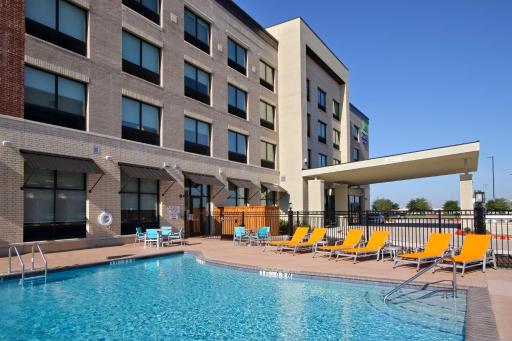 Holiday Inn Express & Suites Dallas Frisco NW Toyota Stdm, an IHG Hotel - Housity