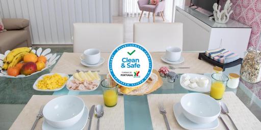 Real Holidays Nazaré - Housity