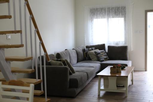 Ephrem House - Housity