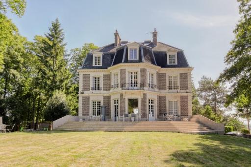 Château d\'Avesnes - Le Castelet - Housity