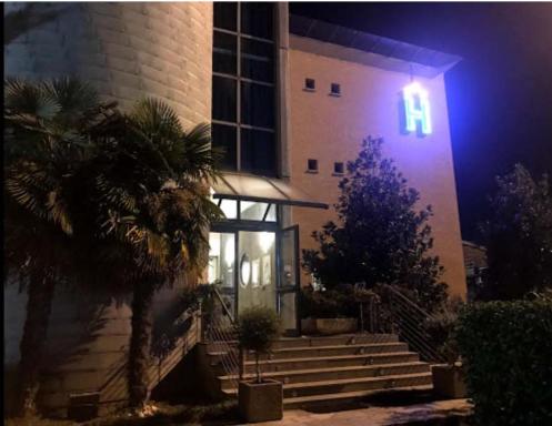 Mini Hotel - Hizvo