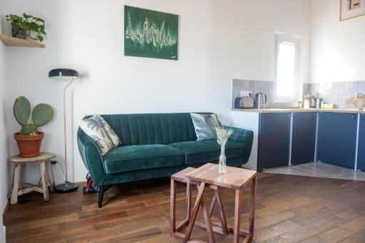 Laurène - Montpellier centre - Gare St Roch - HH - Housity
