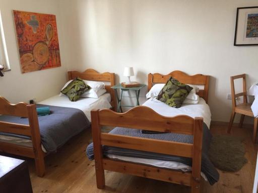 Lovely Twin Room with Terrace - Housity