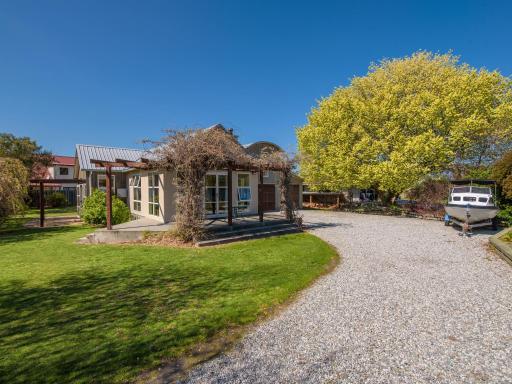 Charming on Cherry - Wanaka Holiday Home - Housity