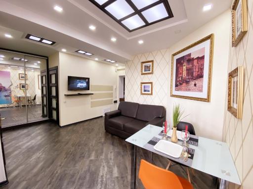 DELUX Apartament - Housity