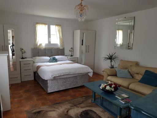 Renard Retreat - Housity
