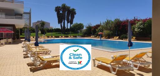 Hotel Luar - Housity